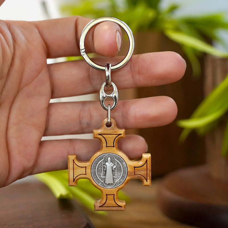 Medalla de Madera de Olivo de San Benito Amén Artesano