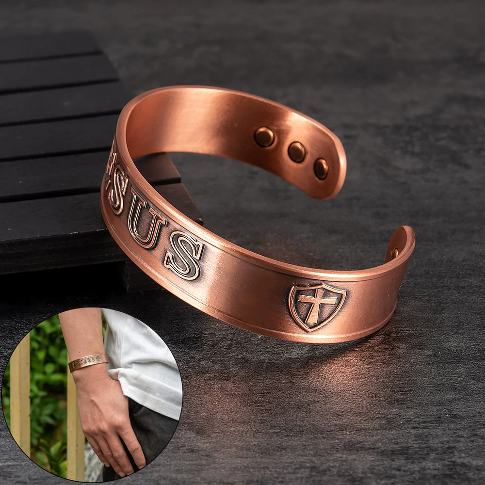 Pulseira magnética de cobre com nome de Jesus gravado vintage Amém Artisan