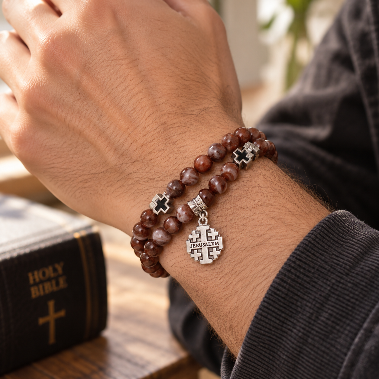 【DEAL TODAY】White Bead Virgin Mary Medal and Crucifix Wrap Rosary Bracelet
