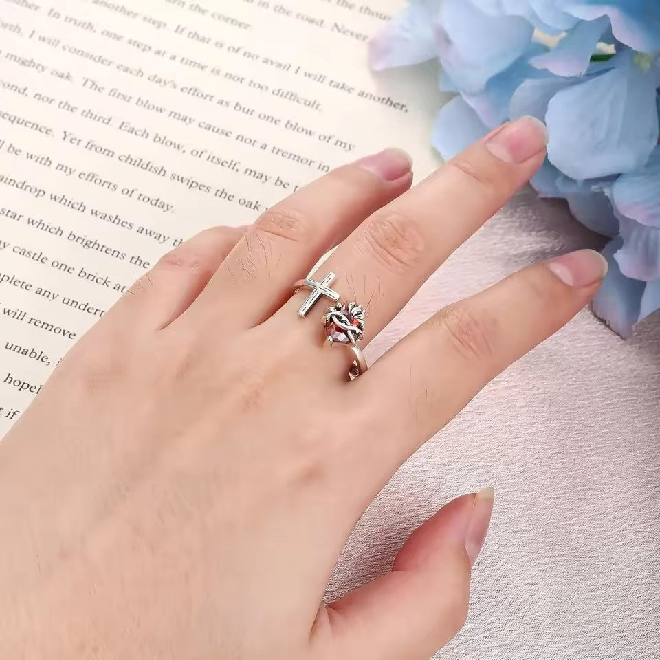 Anillo abierto con cruz del Sagrado Corazón Artesanal Amén