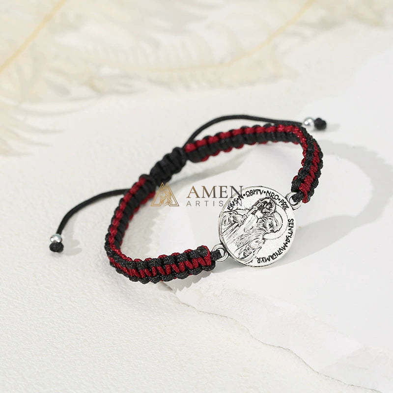 Pulsera trenzada con colgante artesanal con retrato de Jesús de Amén