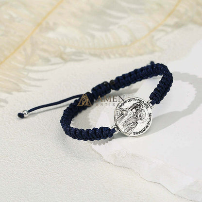 Pulsera trenzada con colgante artesanal con retrato de Jesús de Amén