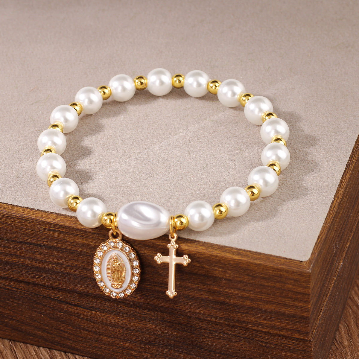 Pearl Gold Virgin Mary Diamond-Studded Cross Elastic Bracelet